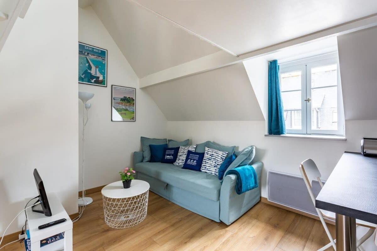 Le Petit Pastel - Joli Duplex - Proche De La Plage Apartment Сен Мало Екстериор снимка